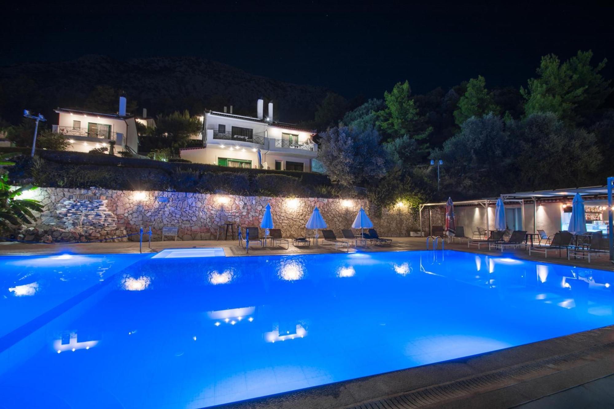 Giannis Village Resort Astakos Exterior photo