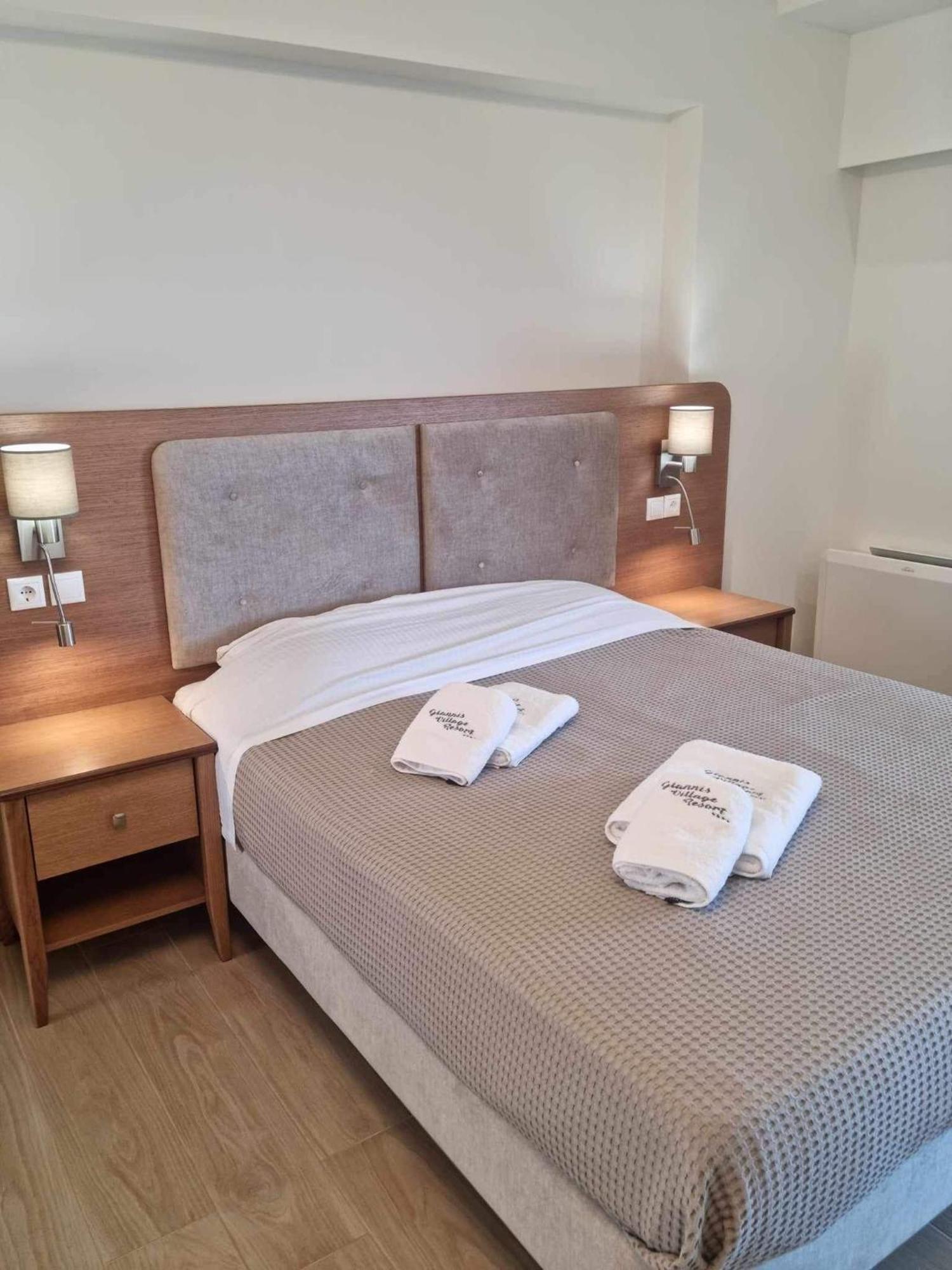 Giannis Village Resort Astakos Exterior photo